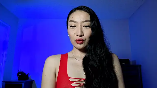 Snapshot of Aliciaz3 chatting on November 16, 2025, 2:11 pm Aliciaz3 online show from November 16, 2025, 2:11 pm