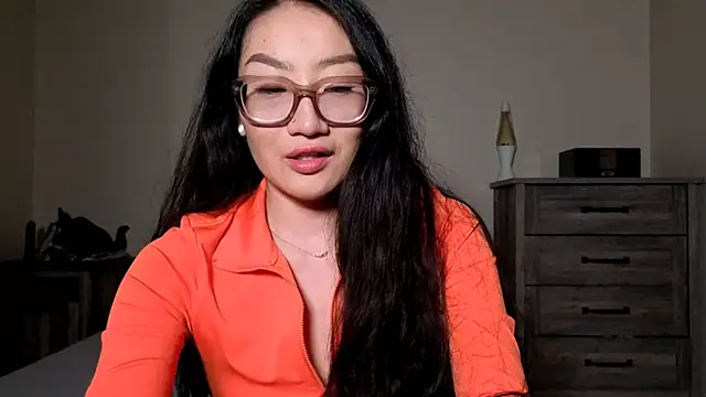 Snapshot of Aliciaz3 chatting on November 21, 2025, 3:49 am Aliciaz3 online show from November 21, 2025, 3:49 am