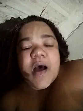 Snapshot of melcarioca1111 chatting on October 14, 2025, 4:02 am melcarioca1111 online show from October 14, 2025, 4:02 am