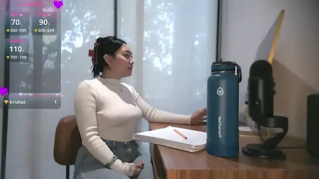 yuzhara online show from November 4, 2025, 2:27 pm