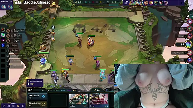 BaddieJoline online show from October 6, 2025, 6:38 pm