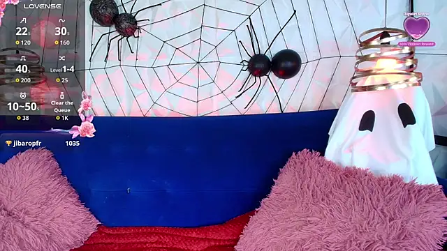 Snapshot of ly_lulu chatting on October 10, 2025, 7:02 pm ly lulu online show from October 10, 2025, 7:02 pm