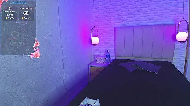 Snapshot of ly_lulu chatting on October 26, 2025, 7:20 pm ly lulu online show from October 26, 2025, 7:20 pm