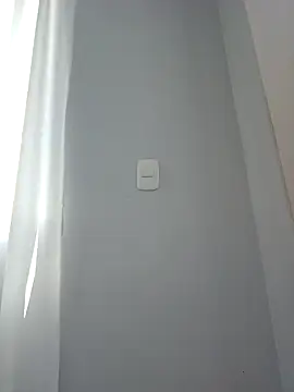 Snapshot of Miss_Pompitas23 chatting on October 28, 2025, 6:10 pm Miss Pompitas23 online show from October 28, 2025, 6:10 pm