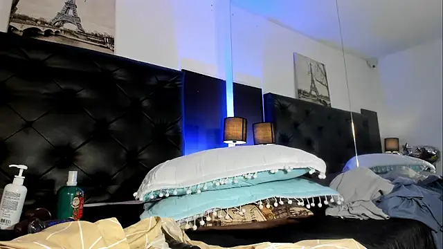 Kymy marquez online show from March 1, 2026, 7:16 pm