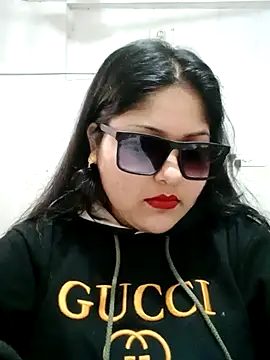 Snapshot of Nusrat-N chatting on January 16, 2026, 10:08 am Nusrat-N online show from January 16, 2026, 10:08 am