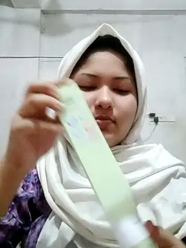 Snapshot of Nusrat-N chatting on May 12, 2026, 3:03 am Nusrat-N online show from May 12, 2026, 3:03 am
