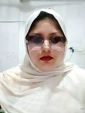 Nusrat-N online show from June 14, 2026, 2:24 am