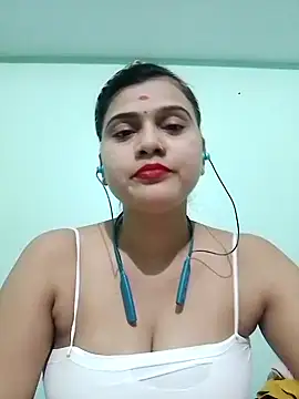 Snapshot of Kavya-Tiwari chatting on September 13, 2025, 5:13 pm Kavya-Tiwari online show from September 13, 2025, 5:13 pm