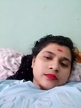 Snapshot of Kavya-Tiwari chatting on December 3, 2025, 8:12 am Kavya-Tiwari online show from December 3, 2025, 8:12 am