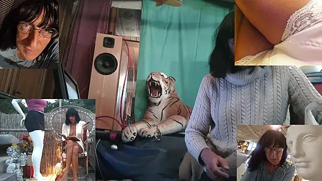 SissiDomination online show from November 8, 2025, 9:02 pm