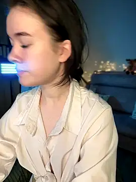 Marryme- online show from December 21, 2025, 1:29 pm