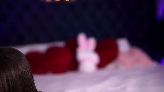 Snapshot of LalaRoze chatting on December 4, 2025, 7:44 pm LalaRoze online show from December 4, 2025, 7:44 pm