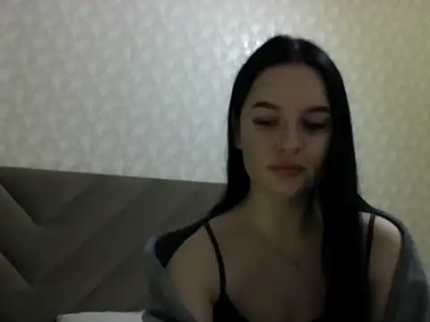 Lulii24 online show from September 26, 2025, 9:52 pm