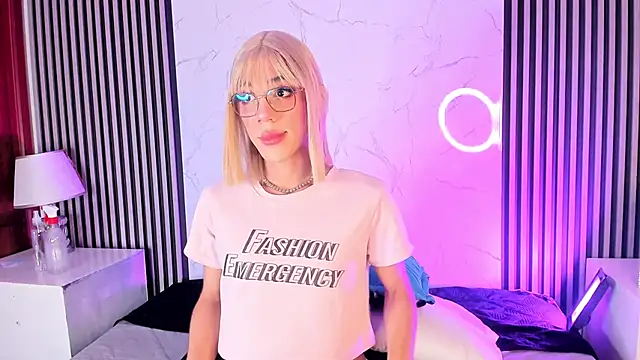 Snapshot of AdharaSweet1_ chatting on September 13, 2025, 7:30 am AdharaSweet1 online show from September 13, 2025, 7:30 am