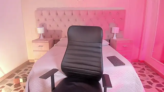 AdharaSweet1  online show from March 3, 2026, 7:25 am