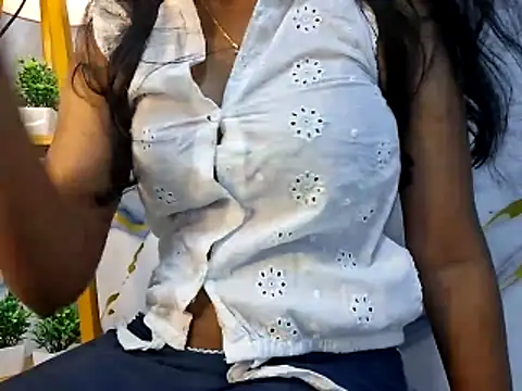 trending tamizhachii online show from March 16, 2026, 6:01 pm