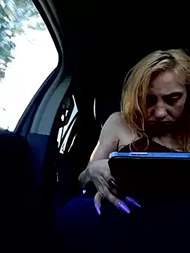 Snapshot of flavi1996 chatting on September 29, 2025, 9:19 pm flavi1996 online show from September 29, 2025, 9:19 pm