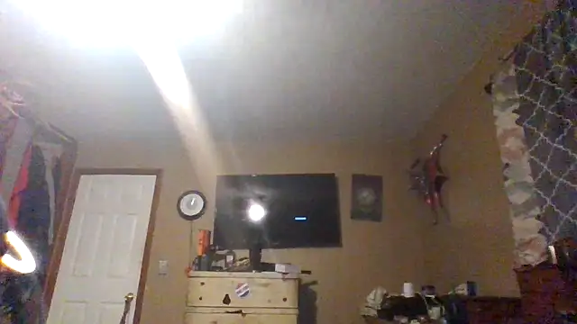 Snapshot of flavi1996 chatting on October 4, 2025, 7:01 pm flavi1996 online show from October 4, 2025, 7:01 pm