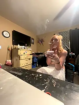 Snapshot of flavi1996 chatting on October 13, 2025, 2:28 pm flavi1996 online show from October 13, 2025, 2:28 pm