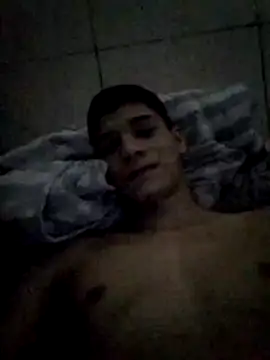 Snapshot of Mandelavini chatting on November 28, 2025, 4:15 am Mandelavini online show from November 28, 2025, 4:15 am