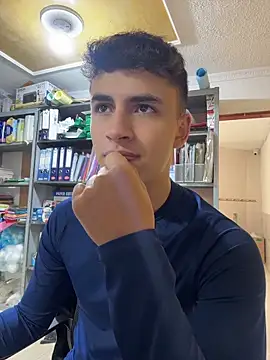 AdrianRinaldi online show from July 1, 2026, 2:07 pm