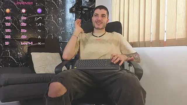 Snapshot of Rafael_Mendezz chatting on May 29, 2026, 8:51 pm Rafael Mendezz online show from May 29, 2026, 8:51 pm
