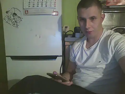 Snapshot of Aranox098 chatting on November 30, 2025, 9:52 pm Aranox098 online show from November 30, 2025, 9:52 pm