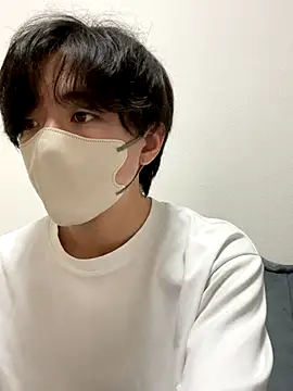 Snapshot of Yuma0718 chatting on October 15, 2025, 10:26 am Yuma0718 online show from October 15, 2025, 10:26 am