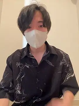 Snapshot of Yuma0718 chatting on November 15, 2025, 11:43 pm Yuma0718 online show from November 15, 2025, 11:43 pm