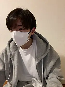 Snapshot of Yuma0718 chatting on December 21, 2025, 12:56 pm Yuma0718 online show from December 21, 2025, 12:56 pm