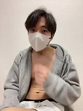 Snapshot of Yuma0718 chatting on February 1, 2026, 9:52 am Yuma0718 online show from February 1, 2026, 9:52 am