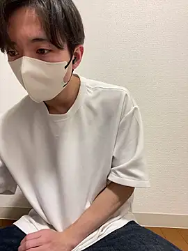 Snapshot of Yuma0718 chatting on February 3, 2026, 9:03 am Yuma0718 online show from February 3, 2026, 9:03 am