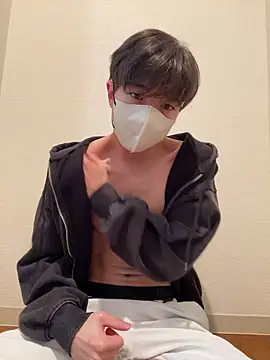 Snapshot of Yuma0718 chatting on February 22, 2026, 1:29 am Yuma0718 online show from February 22, 2026, 1:29 am