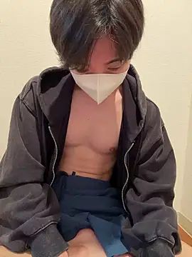 Snapshot of Yuma0718 chatting on February 23, 2026, 6:33 am Yuma0718 online show from February 23, 2026, 6:33 am