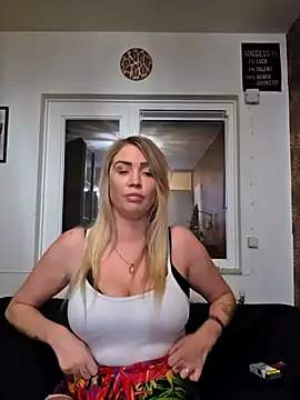 lotteliefde1 online show from August 9, 2026, 7:52 pm