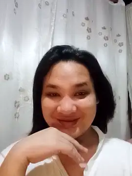 Hotcum ella online show from November 29, 2025, 11:41 pm