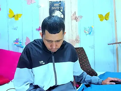 Snapshot of afroditoo chatting on November 22, 2025, 12:31 am afroditoo online show from November 22, 2025, 12:31 am