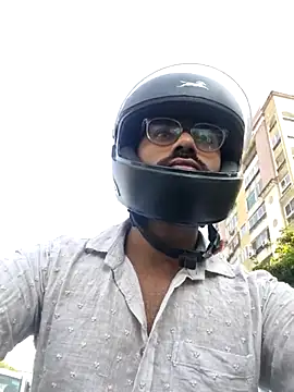 Snapshot of YoursThickDick chatting on October 18, 2025, 9:32 am YoursThickDick online show from October 18, 2025, 9:32 am