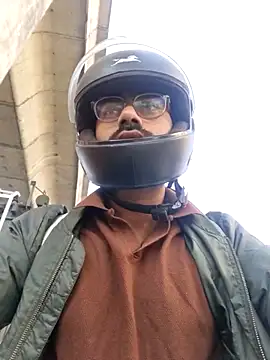 Snapshot of YoursThickDick chatting on November 15, 2025, 3:59 am YoursThickDick online show from November 15, 2025, 3:59 am