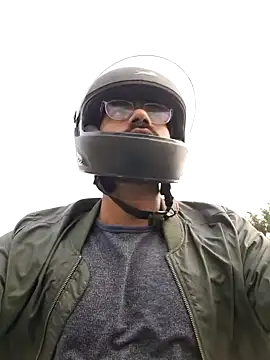 Snapshot of YoursThickDick chatting on November 29, 2025, 8:50 am YoursThickDick online show from November 29, 2025, 8:50 am