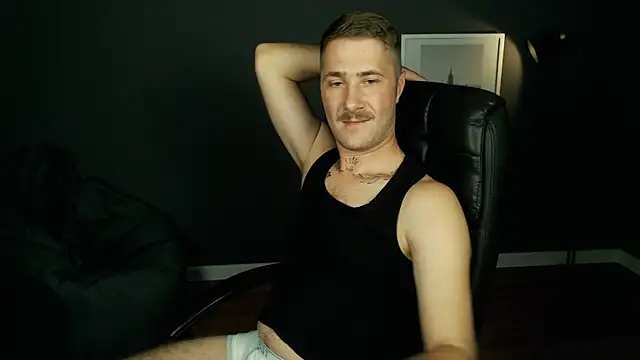 Snapshot of Mr_At_ chatting on September 17, 2025, 7:10 am Mr At online show from September 17, 2025, 7:10 am