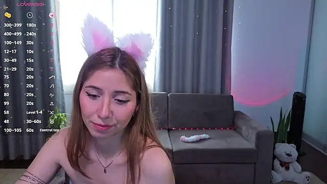  LittleSammy online show from November 10, 2025, 6:29 pm