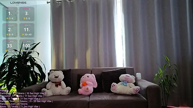 Snapshot of _LittleSammy chatting on June 9, 2026, 7:03 pm LittleSammy online show from June 9, 2026, 7:03 pm