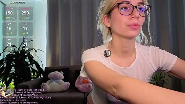  LittleSammy online show from June 27, 2026, 7:19 pm