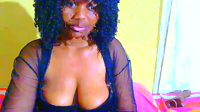 Augustine-Blooomxx online show from April 6, 2026, 8:10 pm