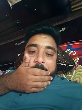 Snapshot of Raju_fuckerr chatting on October 10, 2025, 8:13 am Raju fuckerr online show from October 10, 2025, 8:13 am