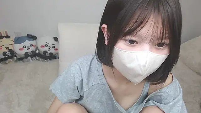 Snapshot of yuna_rin chatting on December 21, 2025, 11:06 am yuna rin online show from December 21, 2025, 11:06 am