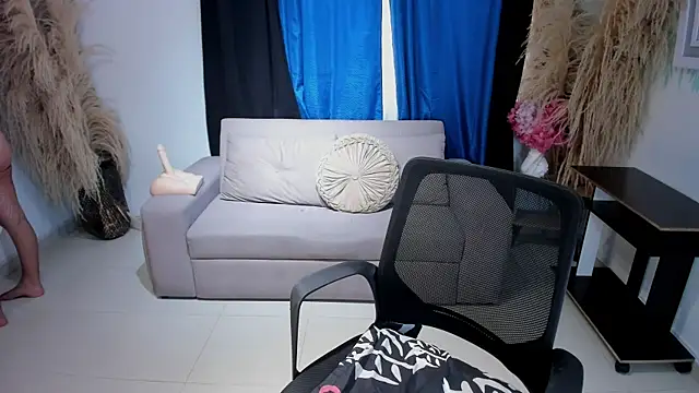 Snapshot of SofiaRivera1 chatting on June 14, 2026, 4:42 pm SofiaRivera1 online show from June 14, 2026, 4:42 pm