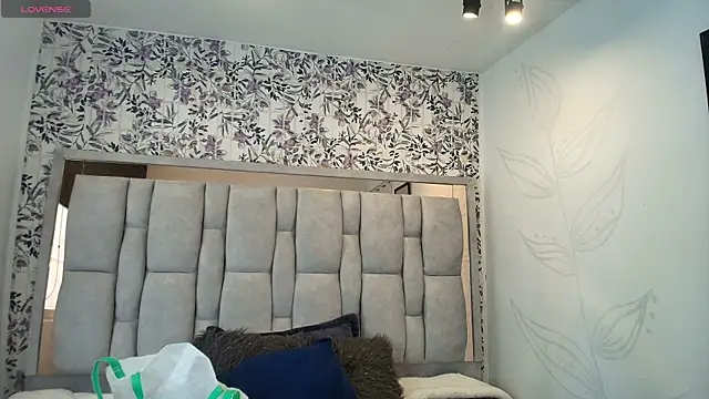 Snapshot of Hanna_Lee__ chatting on March 20, 2026, 5:40 pm Hanna Lee online show from March 20, 2026, 5:40 pm